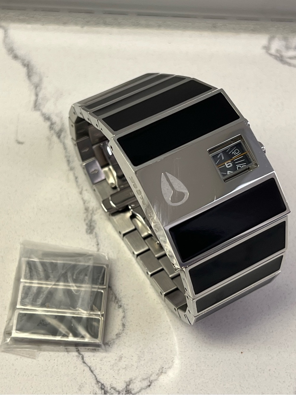 Nixon Rotolog Men’s Watch, Black & Silver, Stainless, Extra Links (Discontinued)